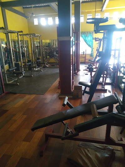 Lantai atas & area latihan